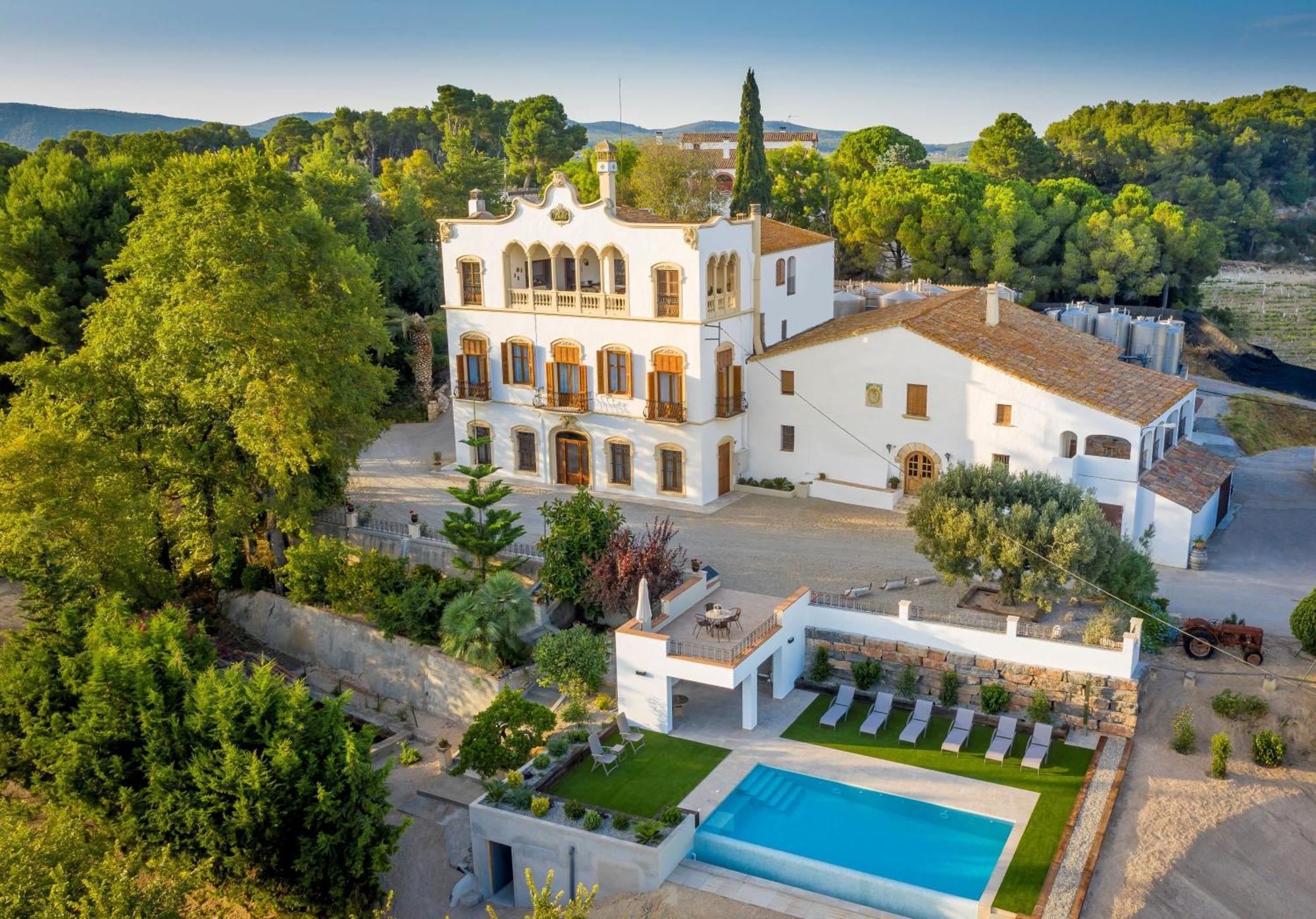 Bolet Casa Modernista Bed & Breakfast Castellvi de la Marca Exterior photo
