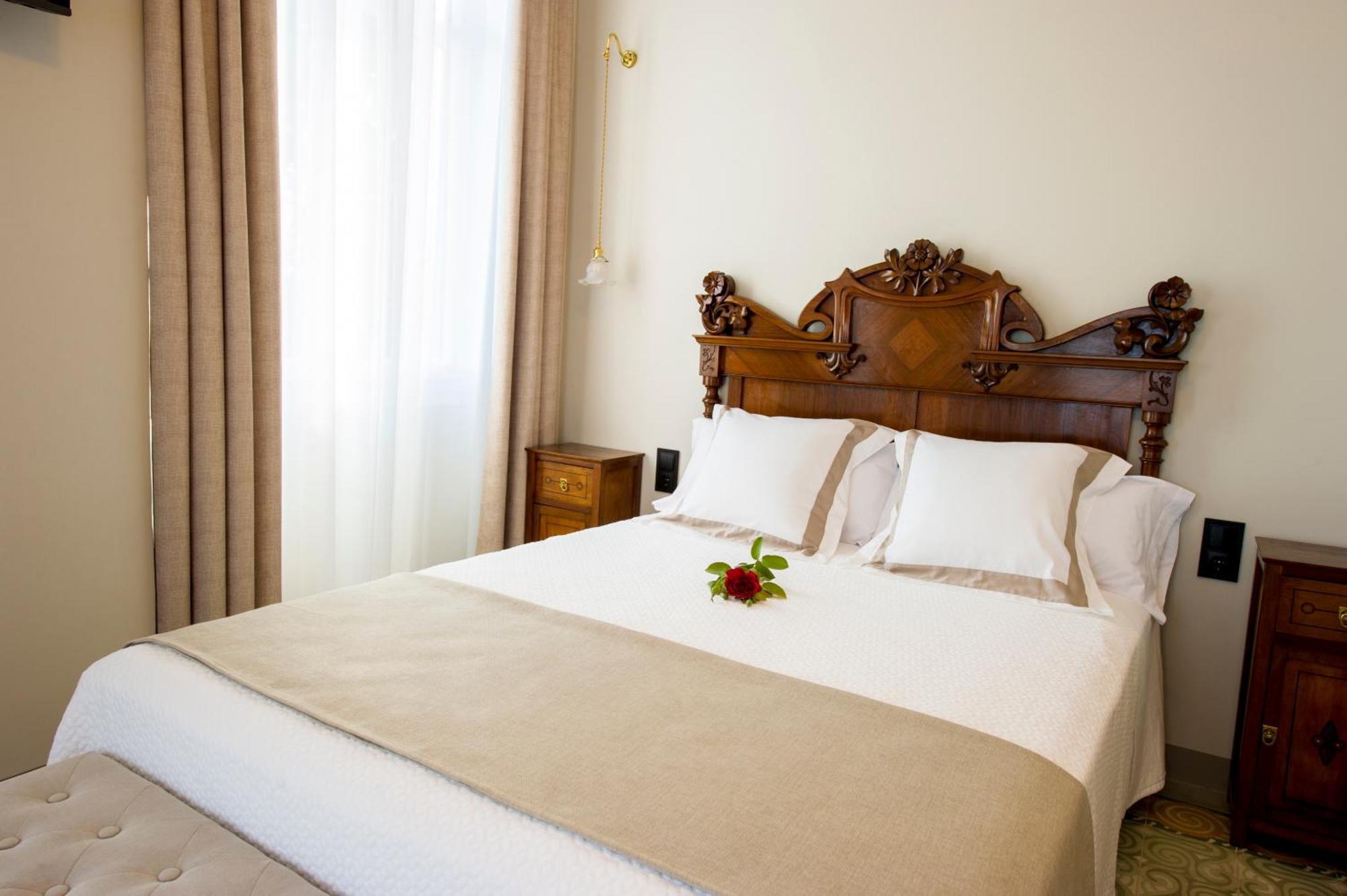 Bolet Casa Modernista Bed & Breakfast Castellvi de la Marca Exterior photo