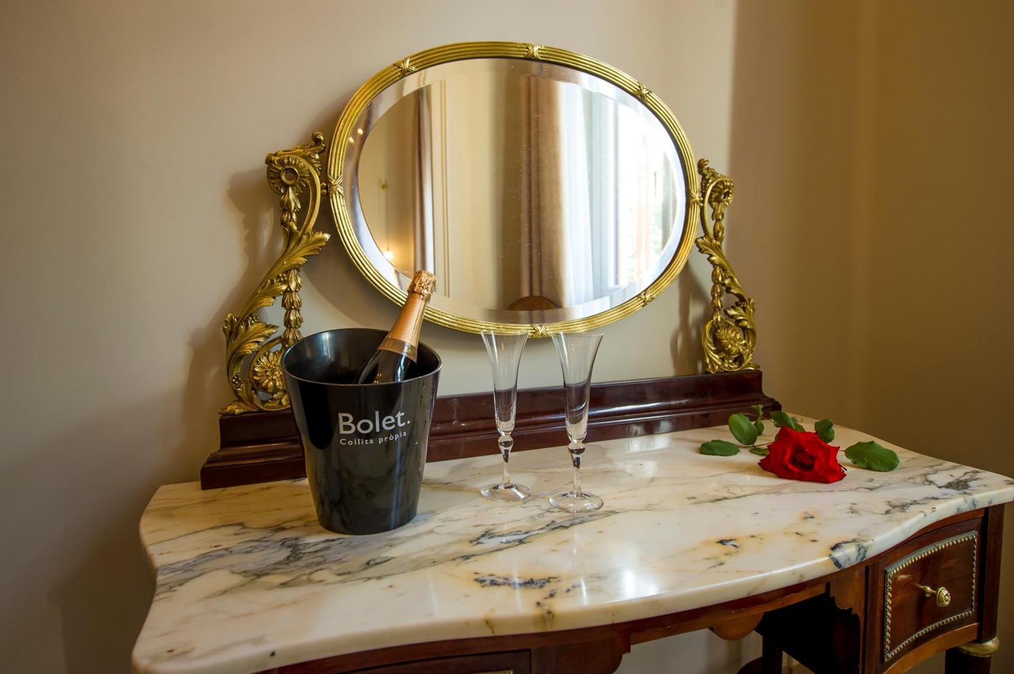 Bolet Casa Modernista Bed & Breakfast Castellvi de la Marca Exterior photo